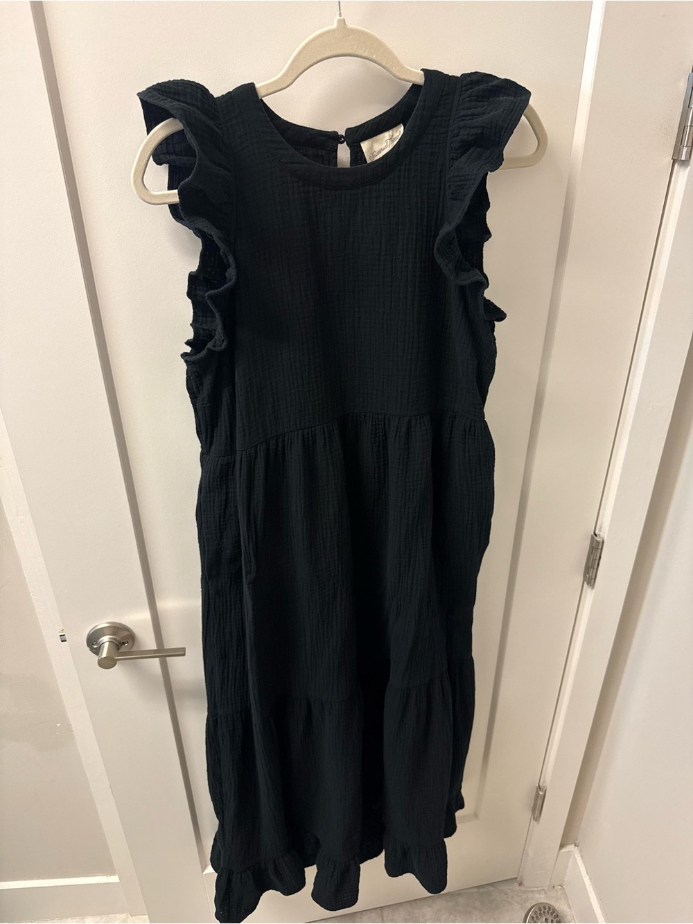 Universal Thread Black Tiered Ruffle Sleeve Maxi Dress Size Medium - Picture 11 of 16